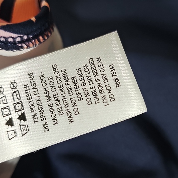 Tommy Bahama Skort & Leggings Set Size Large New - Picture 5 of 8